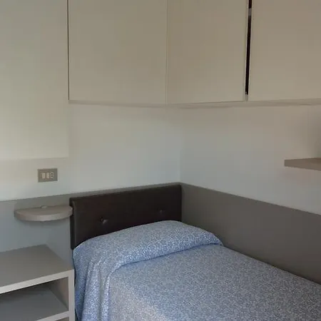 Готель Paris 3*